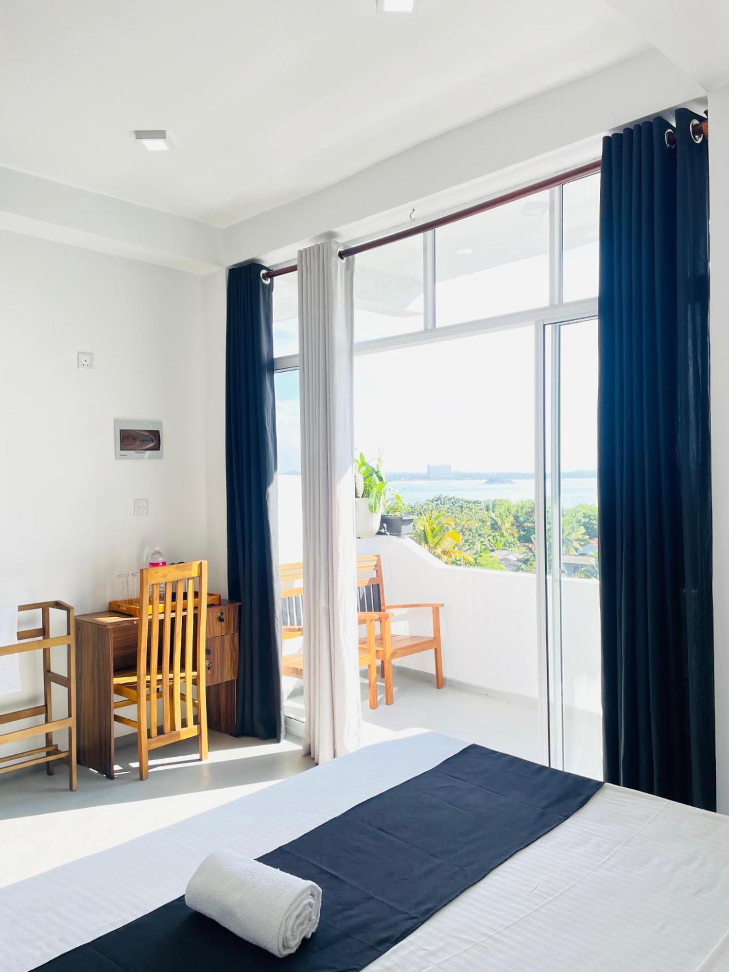 Regal Heights Hotel Weligama Exterior photo